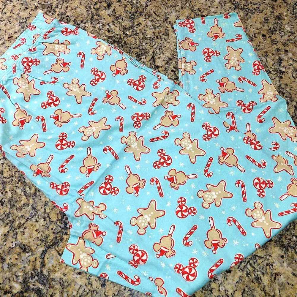 Disney Mickey Holiday Treats Christmas Pajama Set Womens NWT - Picture 5 of 7